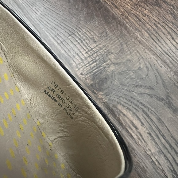 Boden Cleo D'orsay Flats 39.5 8.5 9 Blue Tan Patent Leather Shoes Classic Office - Picture 5 of 11